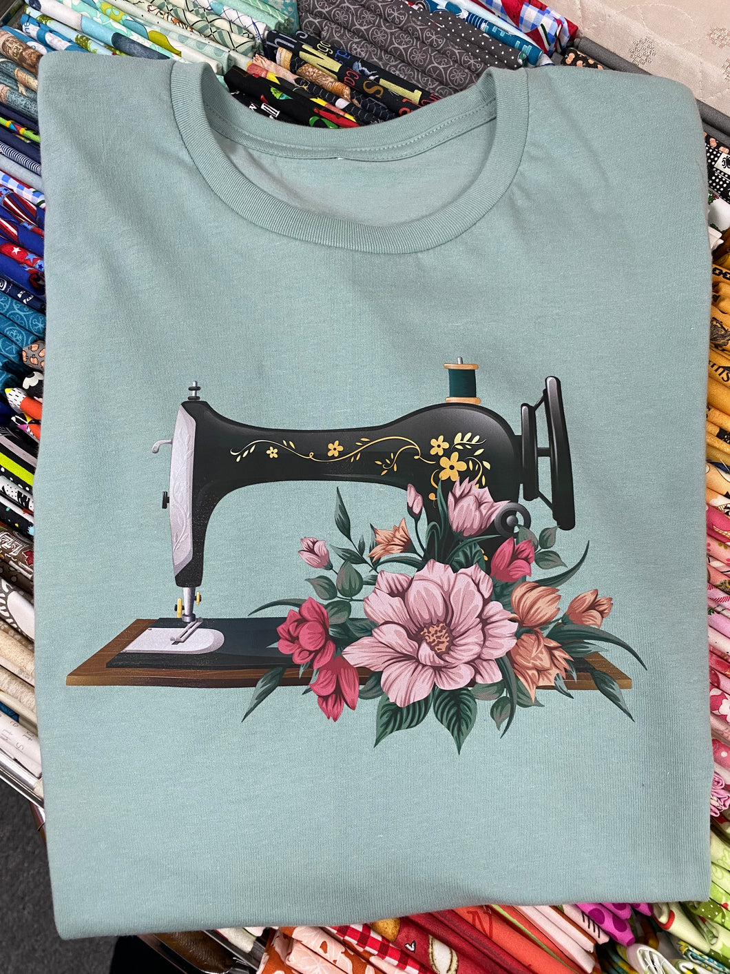 Floral Vintage Sewing Machine T-Shirt