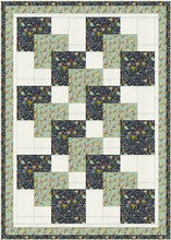 Load image into Gallery viewer, It's A Snap - Three Yard Quilt Pattern