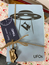 Load image into Gallery viewer, UFOs Notebook Pen &amp; Keychain Set - K &amp; M Designs
