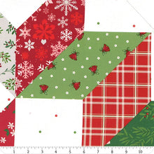 Load image into Gallery viewer, Mistletoe & Holly Tree Skirt & Pot Holder Panel