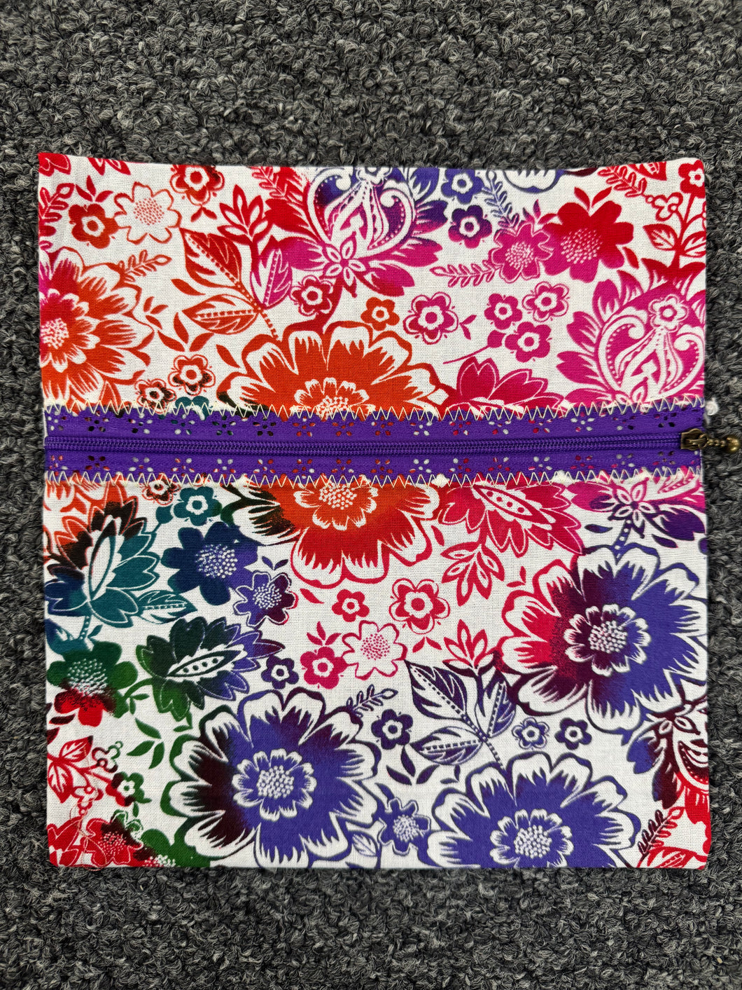Bold Floral  Handmade Zipper Bag - Cassy Raymond