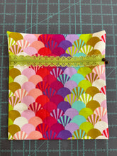 Load image into Gallery viewer, Clamshell Handmade Zipper Bag - Cassy Raymond
