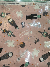 Load image into Gallery viewer, Halloween Friends - 3 Yard Bundle
