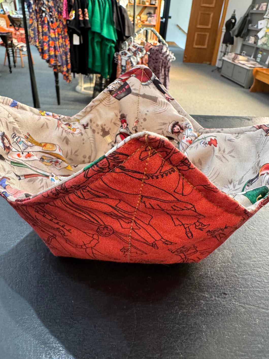 Microwavable Fabric Bowl Cozy - Fancy Ladies