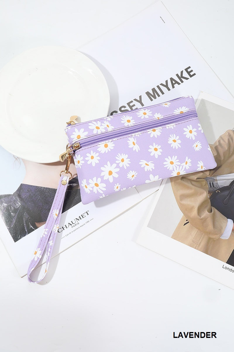 Lavender Daisy Wristlet