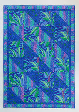 Load image into Gallery viewer, Quilts In A Jiffy - Fabric Cafe
