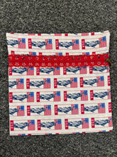 Load image into Gallery viewer, Lady Liberty  Handmade Zipper Bag - Cassy Raymond
