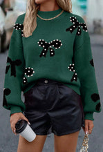 Load image into Gallery viewer, Pearl Bows Green Sweater
