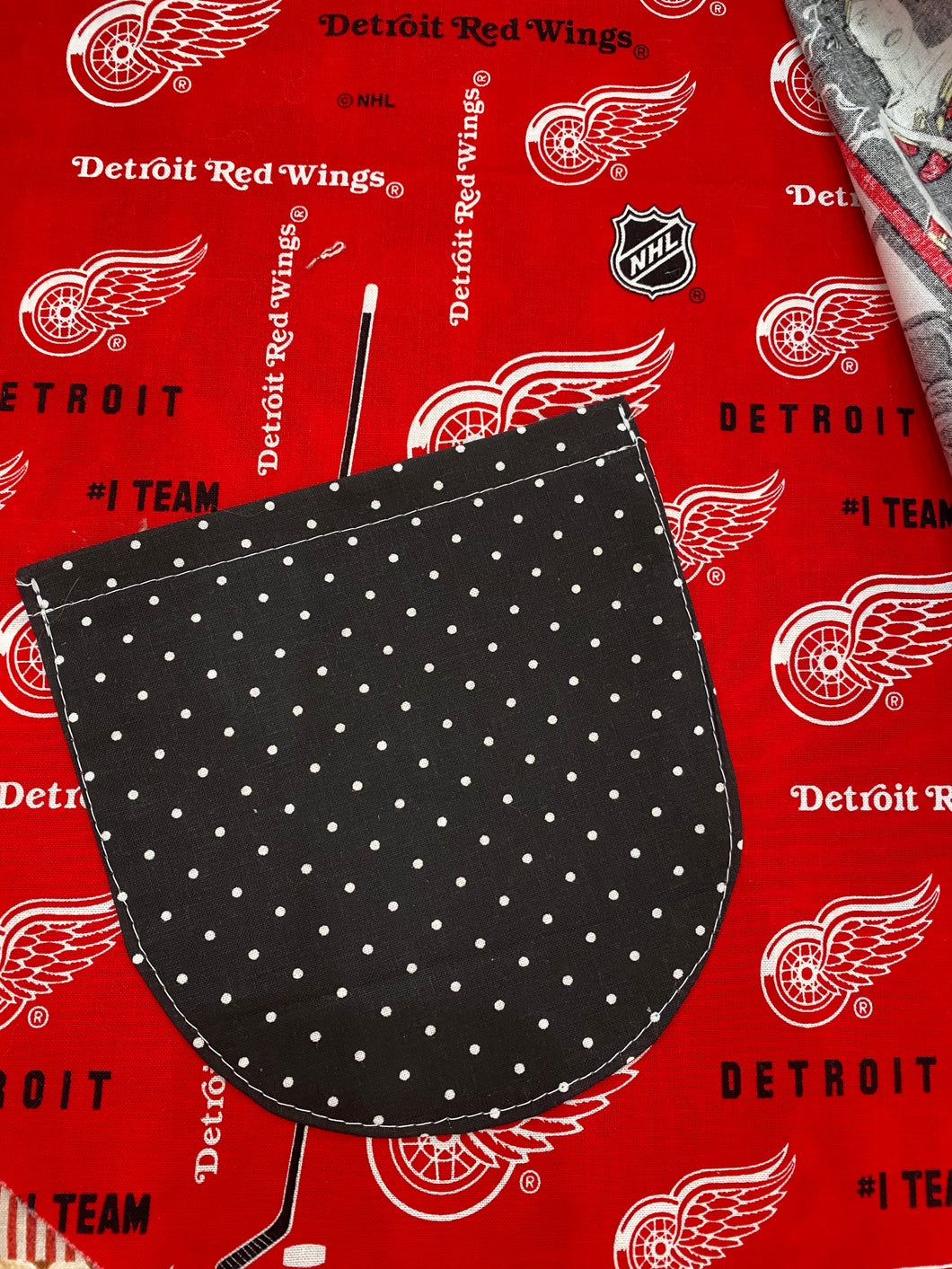 Red Wings Apron