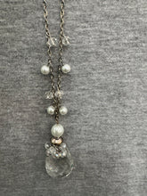 Load image into Gallery viewer, Clear &amp; Pearly Necklace &amp; Earring Set
