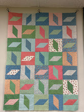 Load image into Gallery viewer, Playtime 30&#39;s - Jackknife Quilt Kit
