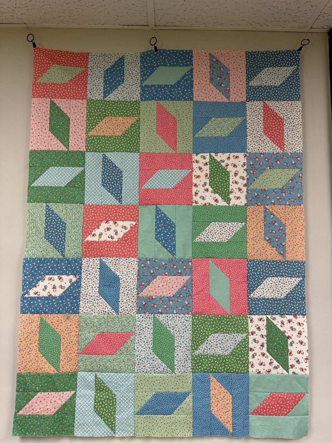 Playtime 30's - Jackknife Quilt Kit