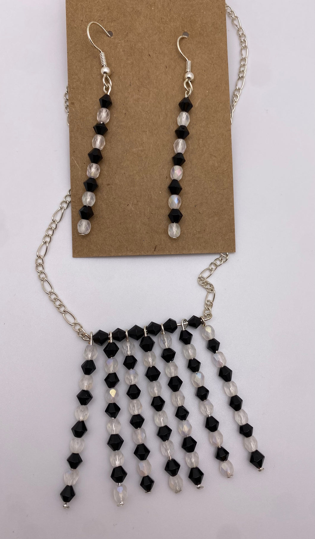 Black & White Beaded Necklace & Earring Set