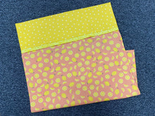Load image into Gallery viewer, Standard Pillow Case - Lemon &amp; Polka Dots
